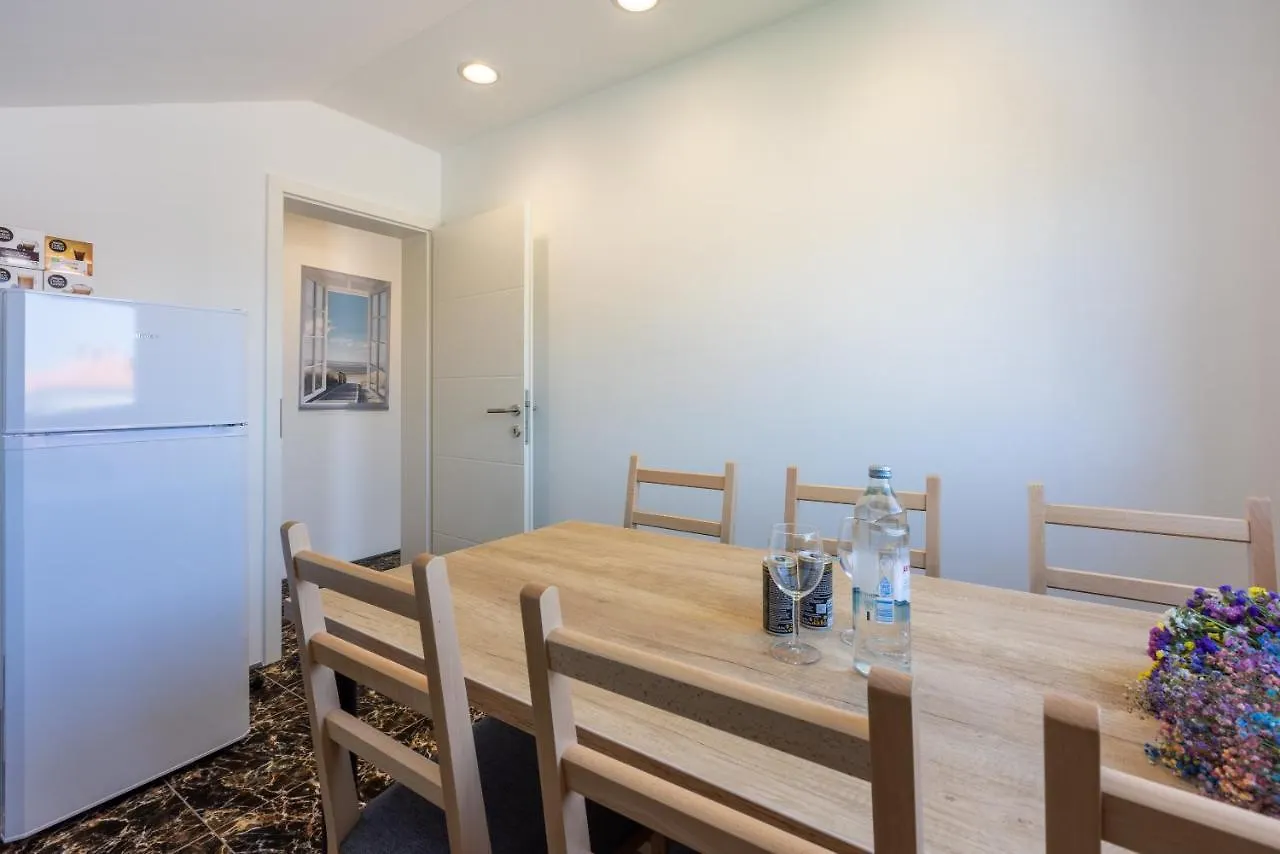 Happynest Apartment Novi Vinodolski 0*,  Croatia